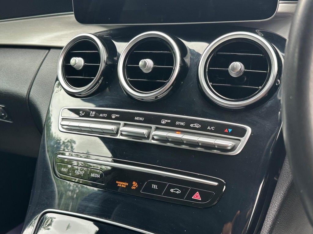 MERCEDES-BENZ C CLASS