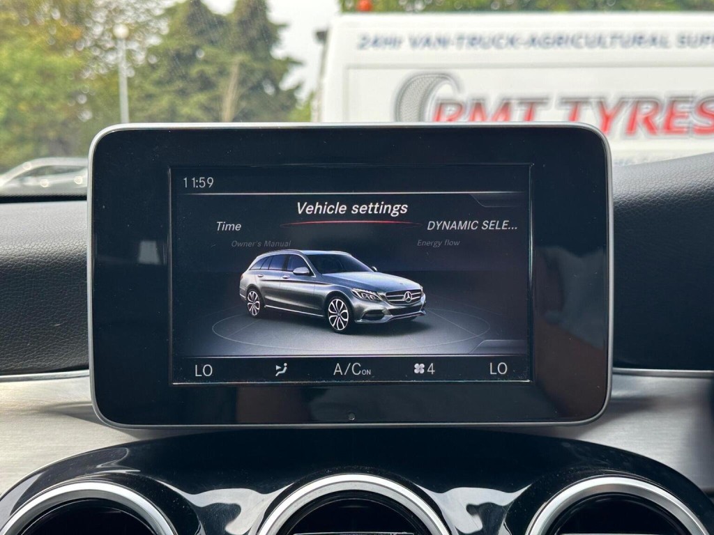 MERCEDES-BENZ C CLASS