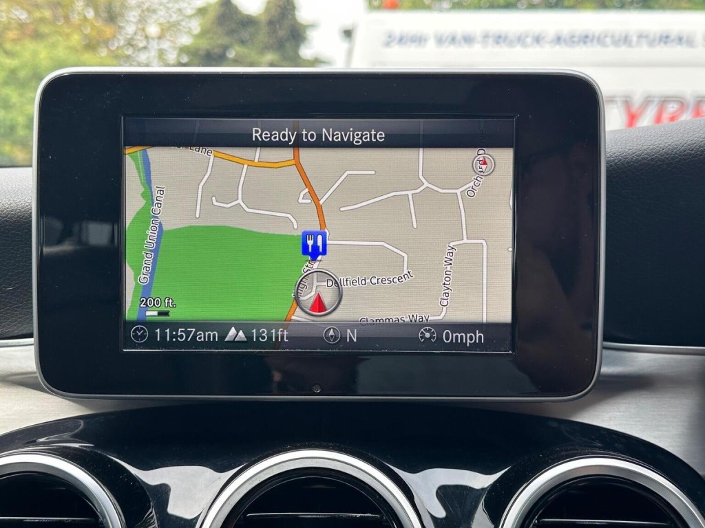 MERCEDES-BENZ C CLASS