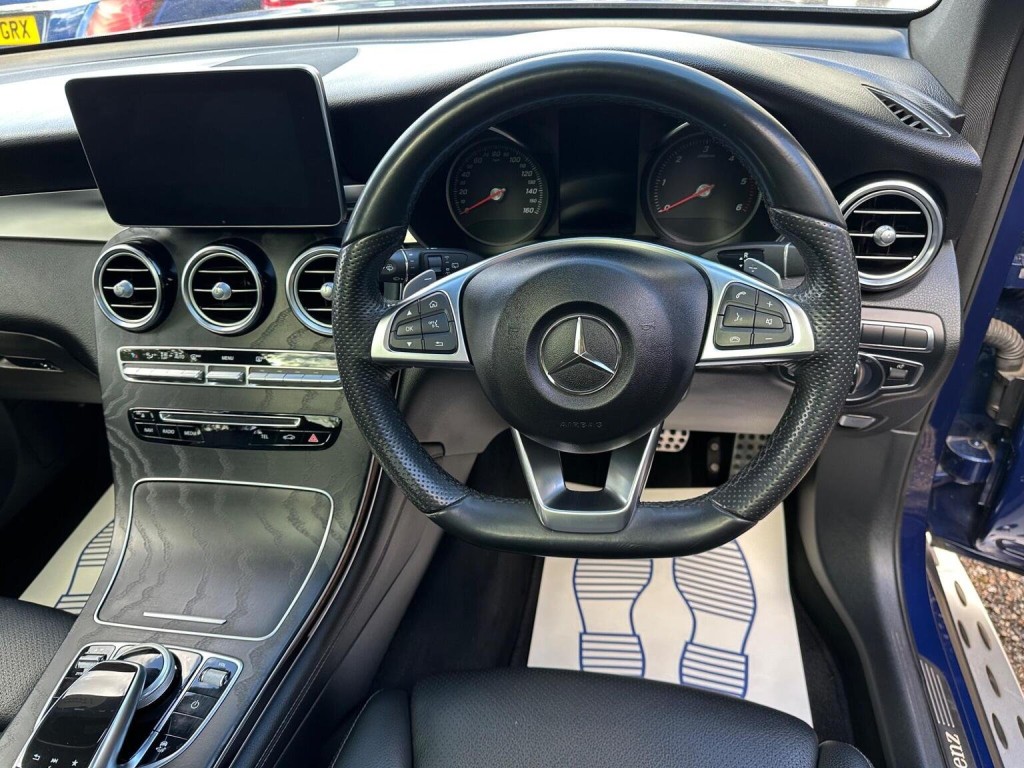 MERCEDES-BENZ GLC