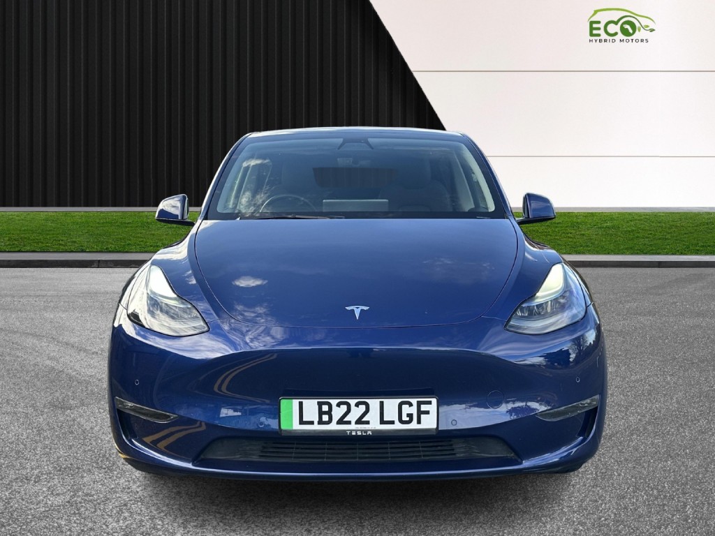 TESLA MODEL Y