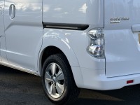 NISSAN ENV200 EVALIA