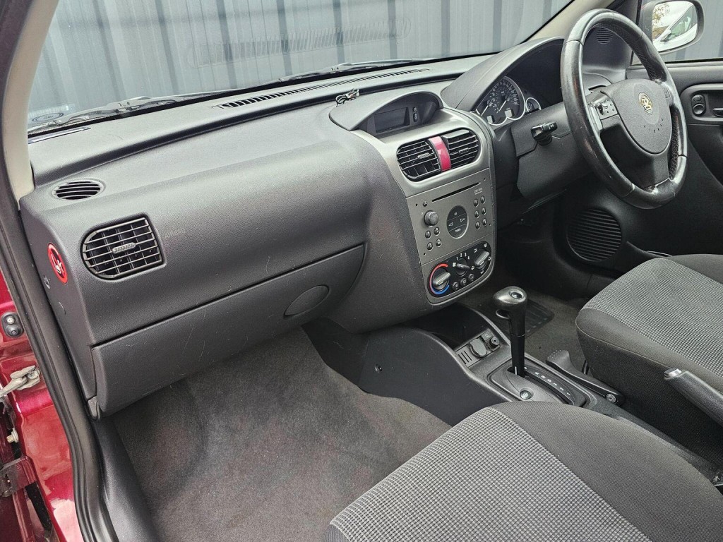 VAUXHALL CORSA