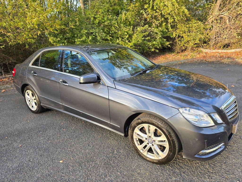 MERCEDES-BENZ E CLASS