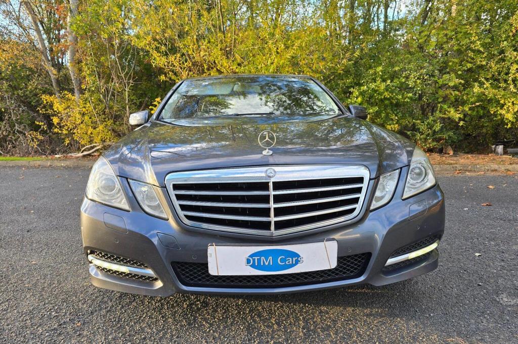 MERCEDES-BENZ E CLASS