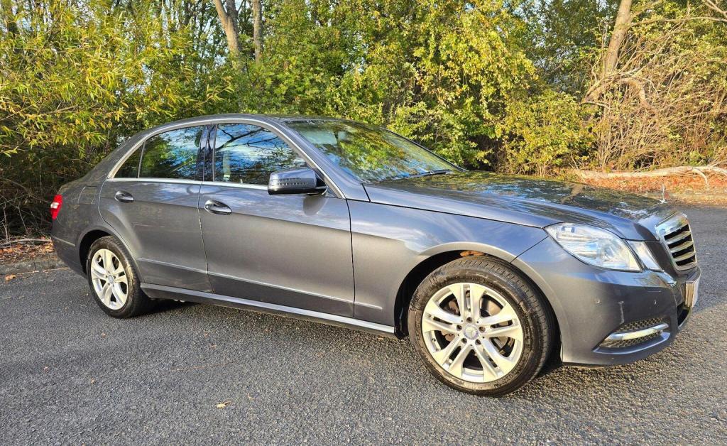 MERCEDES-BENZ E CLASS