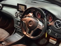 MERCEDES-BENZ GLA CLASS