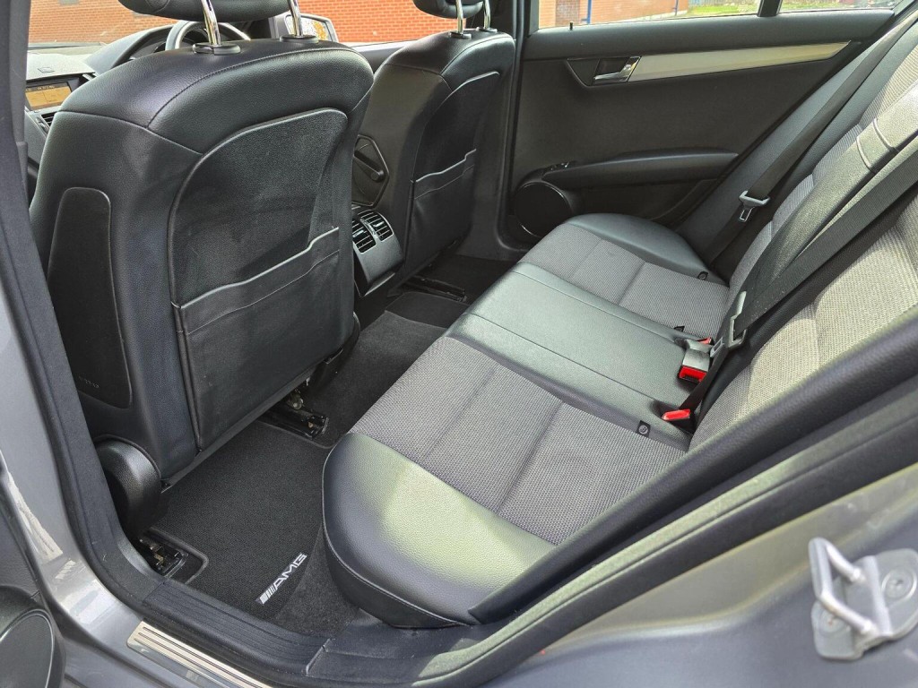 MERCEDES-BENZ C CLASS