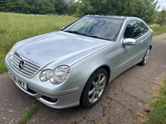 MERCEDES-BENZ C CLASS 2.1 C220 CDI SE 2dr