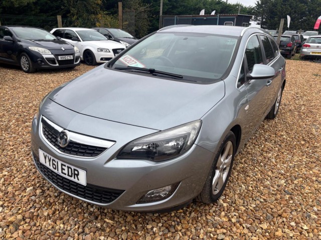 VAUXHALL ASTRA 2.0 CDTi ecoFLEX SRi Sports Tourer Euro 5 (s/s) 5dr