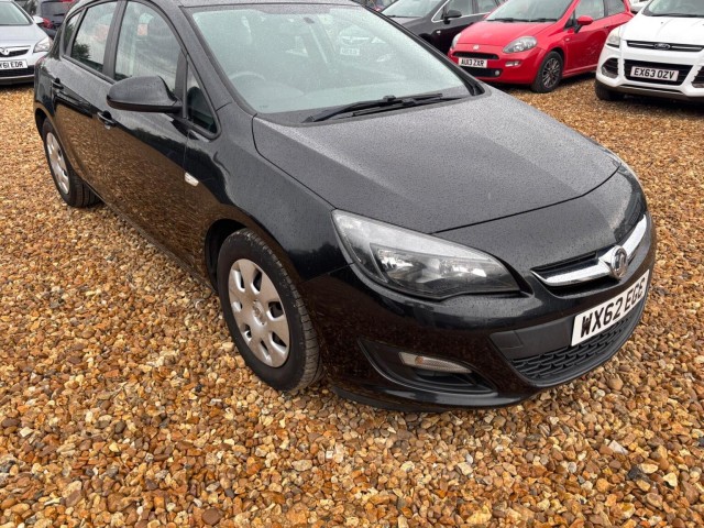 VAUXHALL ASTRA 1.7 CDTi ecoFLEX ES Euro 5 (s/s) 5dr