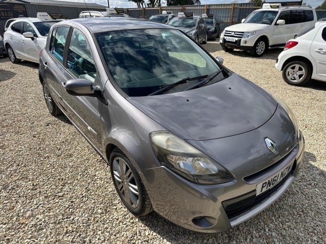RENAULT