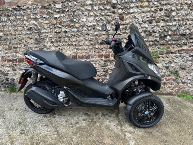 PIAGGIO MP3
