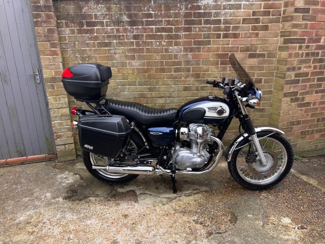 KAWASAKI W800