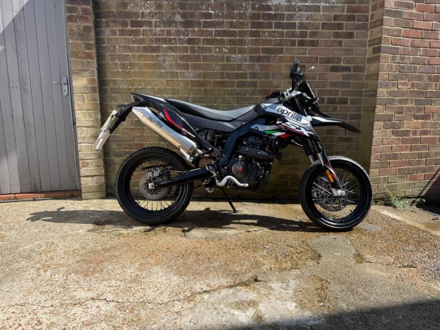 APRILIA SX