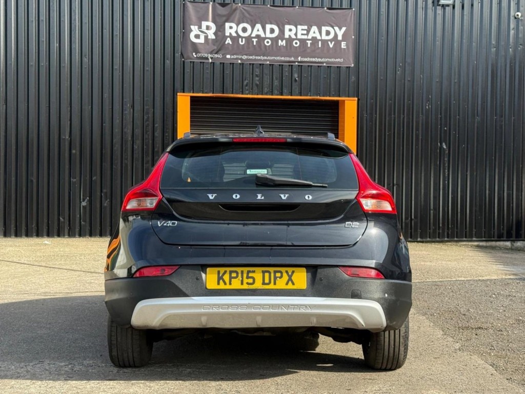 VOLVO V40 CROSS COUNTRY