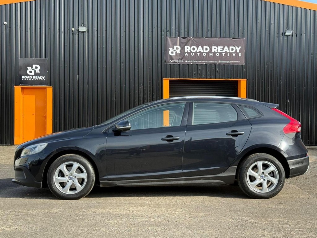 VOLVO V40 CROSS COUNTRY