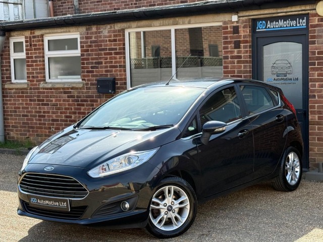 FORD FIESTA 1.0 T EcoBoost Zetec
