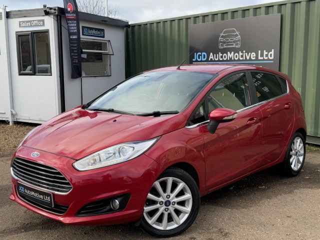 FORD FIESTA 1.0 T EcoBoost Titanium