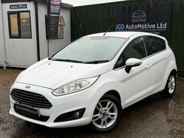 FORD FIESTA 1.0 T EcoBoost Zetec