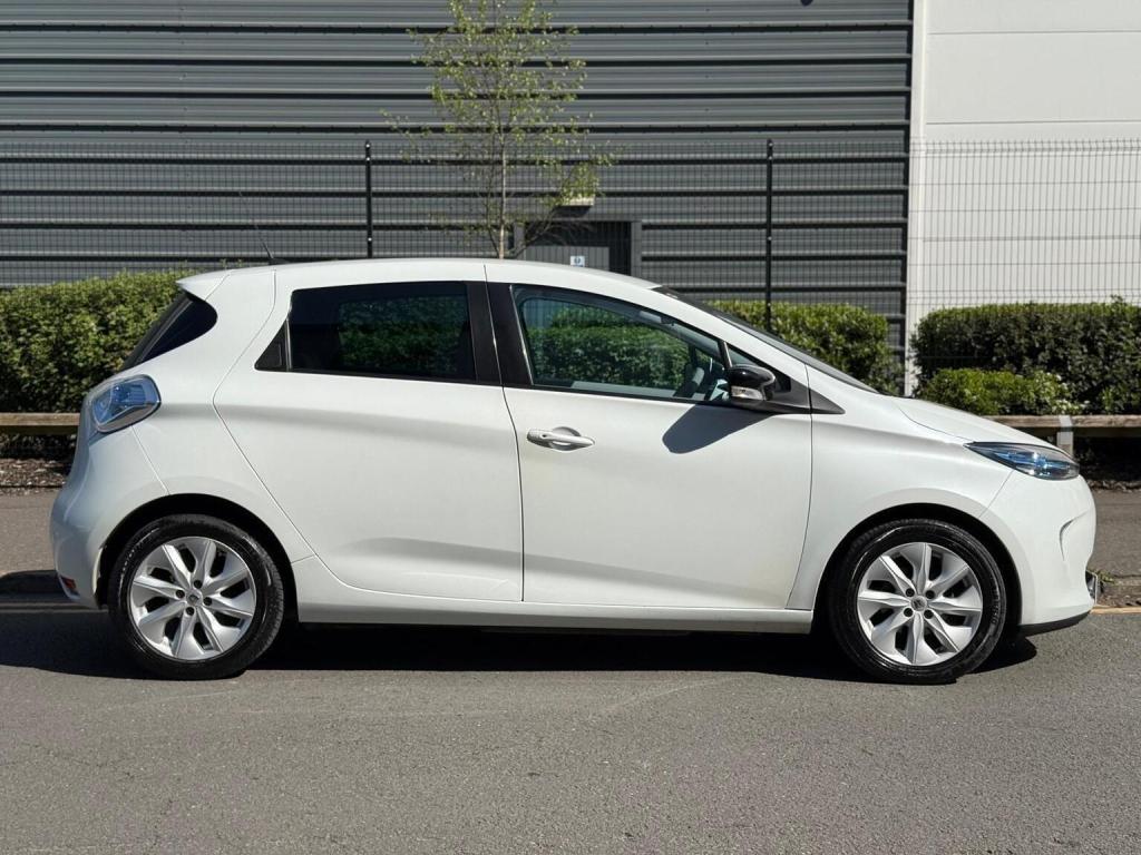RENAULT ZOE