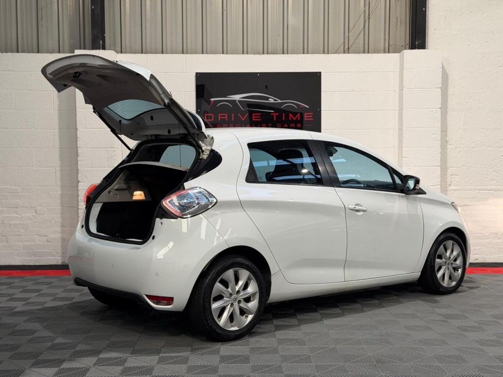 RENAULT ZOE