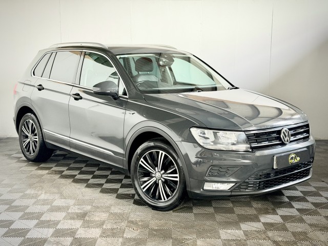 VOLKSWAGEN TIGUAN 2.0 TDI BlueMotion Tech SE Navigation