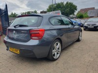 BMW 1 SERIES
