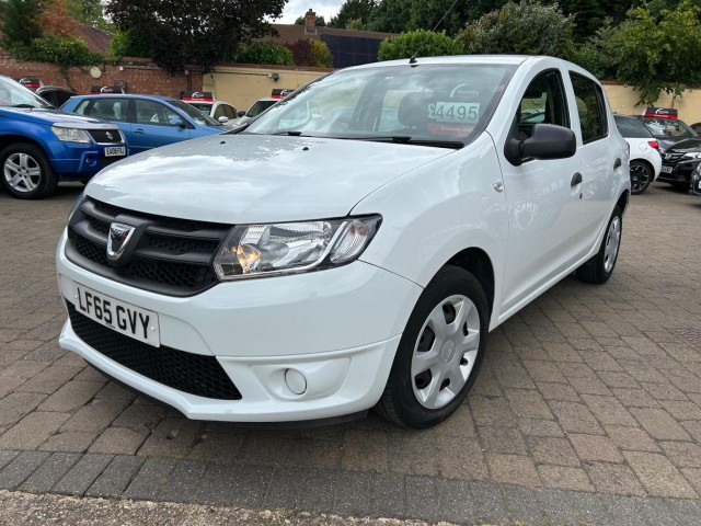 DACIA SANDERO