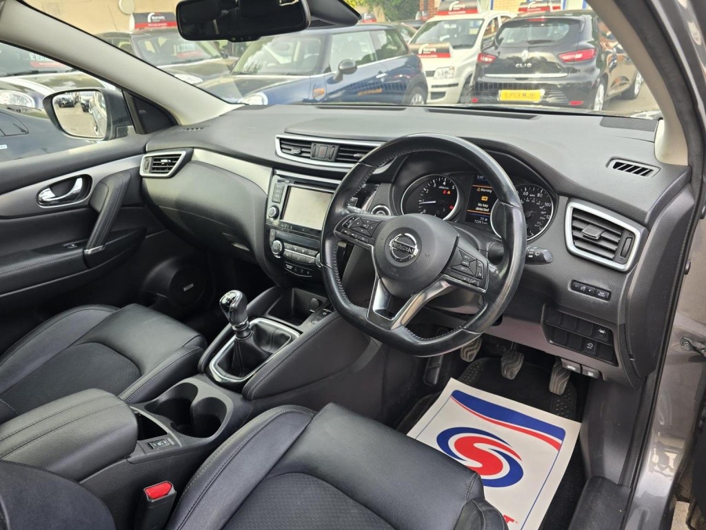 NISSAN QASHQAI