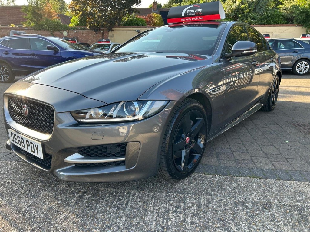 JAGUAR XE