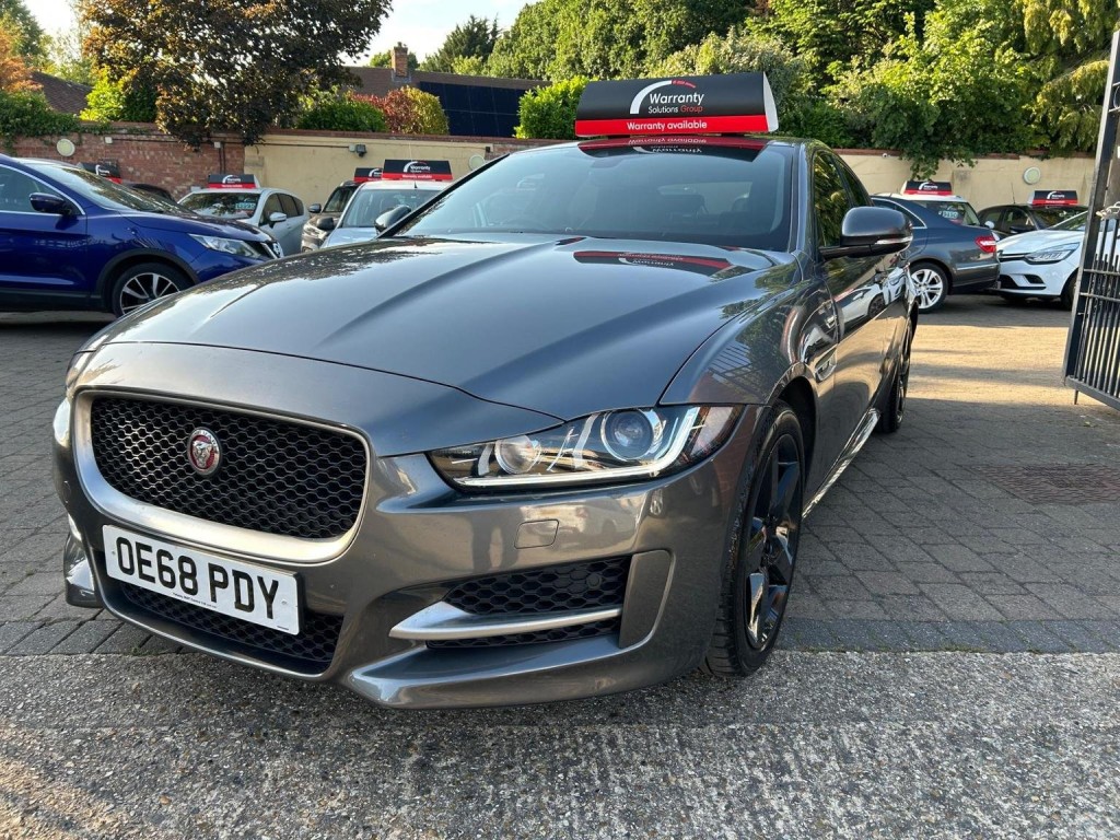 JAGUAR XE