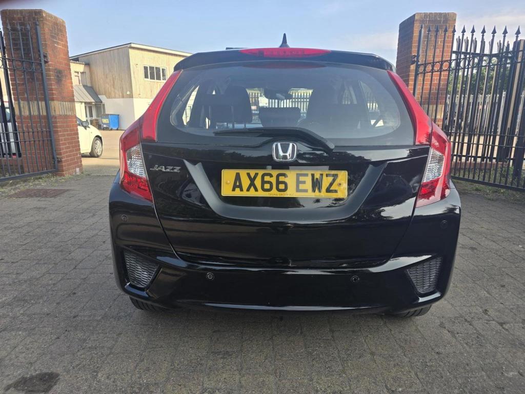 HONDA JAZZ