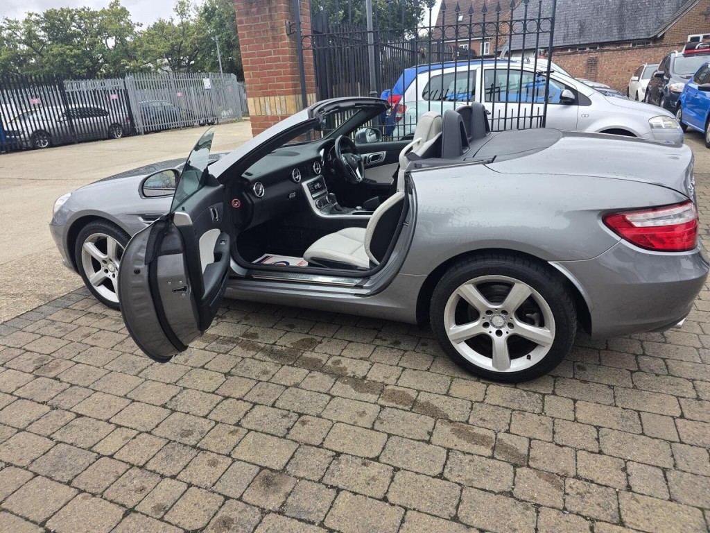 MERCEDES-BENZ SLK