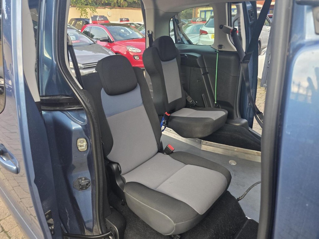 PEUGEOT PARTNER TEPEE