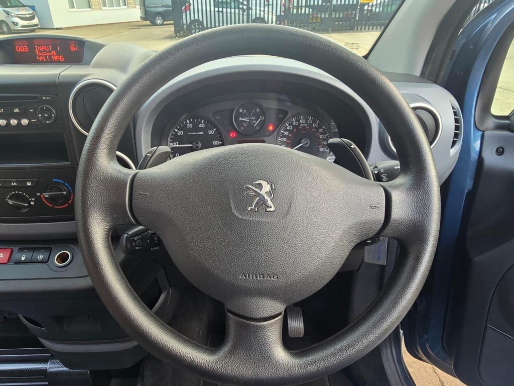 PEUGEOT PARTNER TEPEE