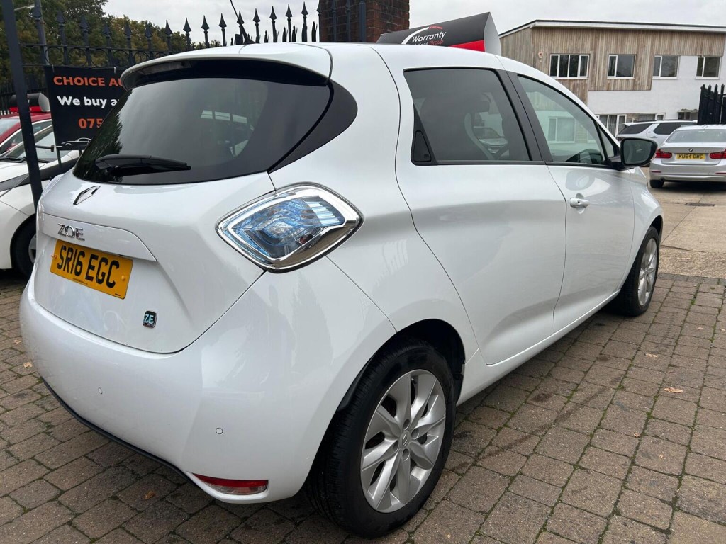 RENAULT ZOE
