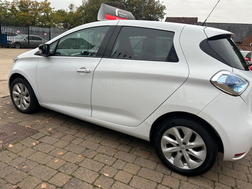 RENAULT ZOE