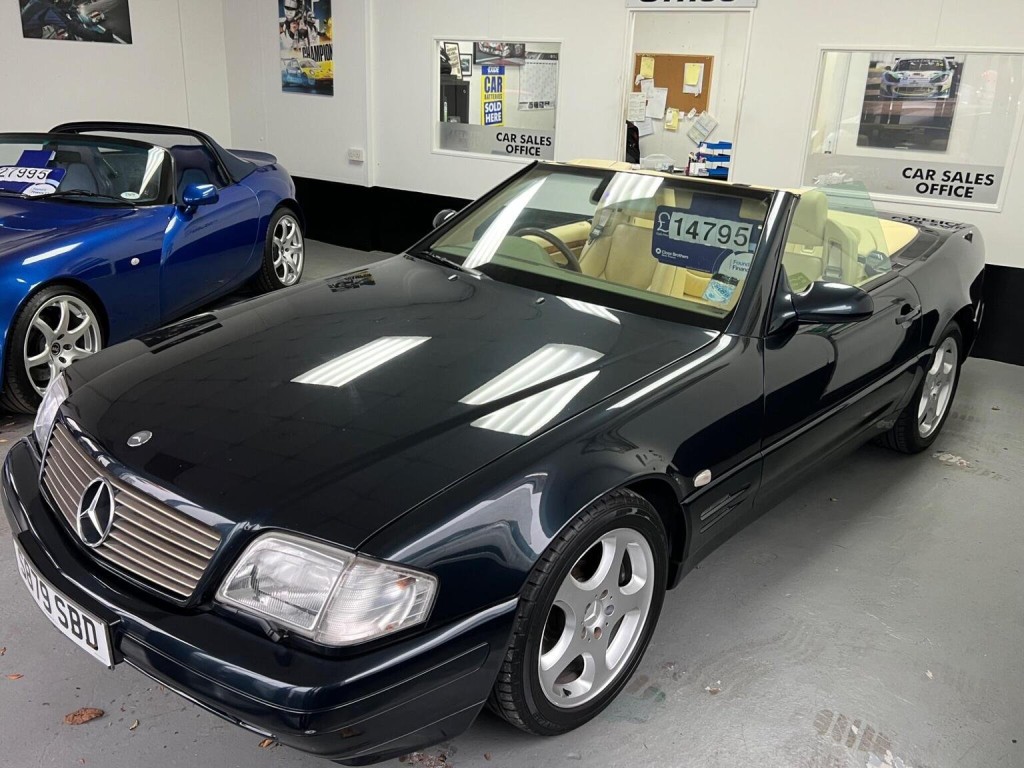 MERCEDES-BENZ 320