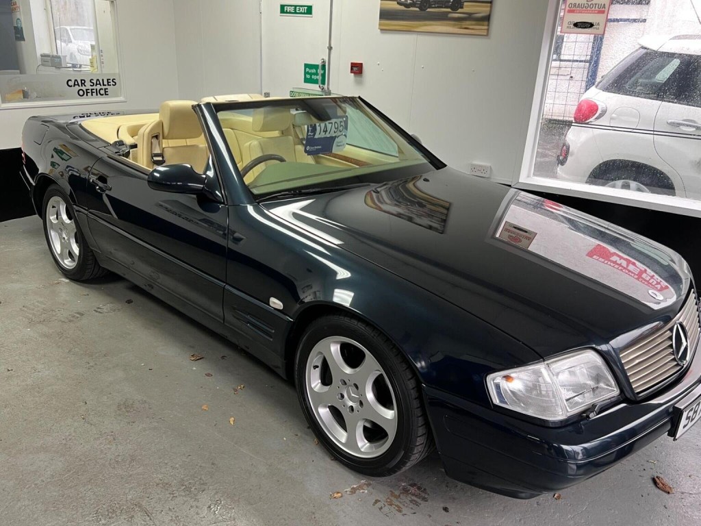 MERCEDES-BENZ 320