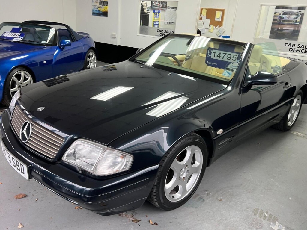 MERCEDES-BENZ 320