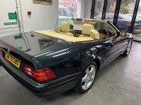 MERCEDES-BENZ 320