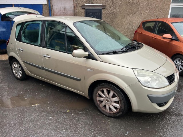 RENAULT SCENIC