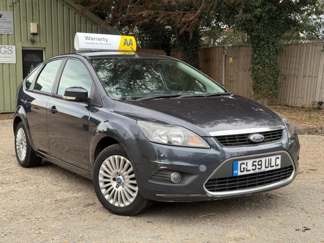 FORD FOCUS 1.6 Titanium 5dr