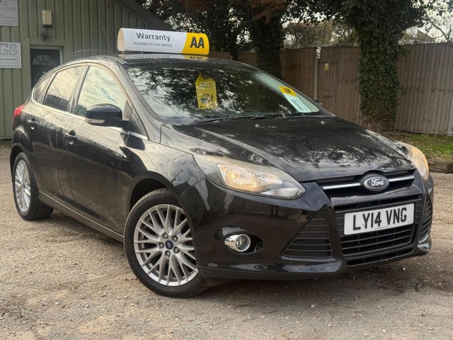 FORD FOCUS 1.6 Zetec Navigator Powershift Euro 5 5dr