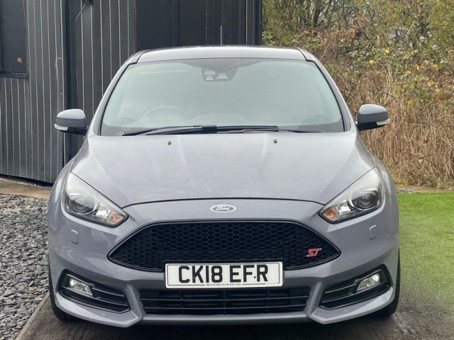 FORD FOCUS 2.0 T EcoBoost ST-3