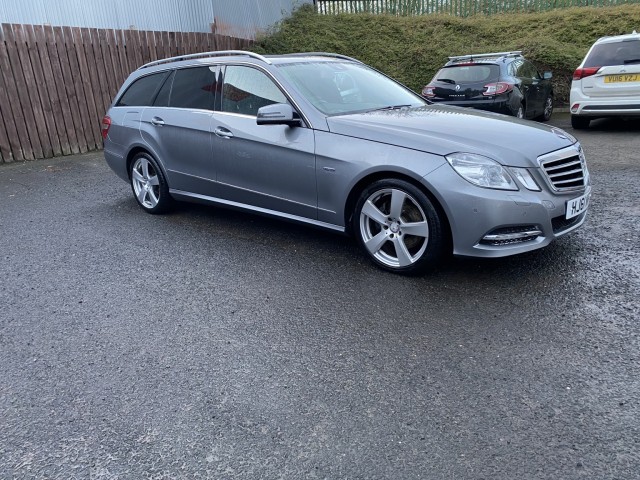 MERCEDES-BENZ E CLASS 2.1 E250 CDI BlueEfficiency Avantgarde Edition 125