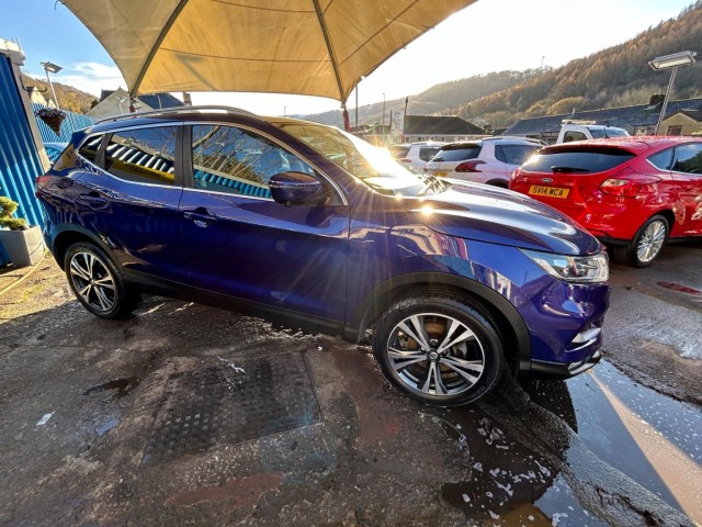 NISSAN QASHQAI