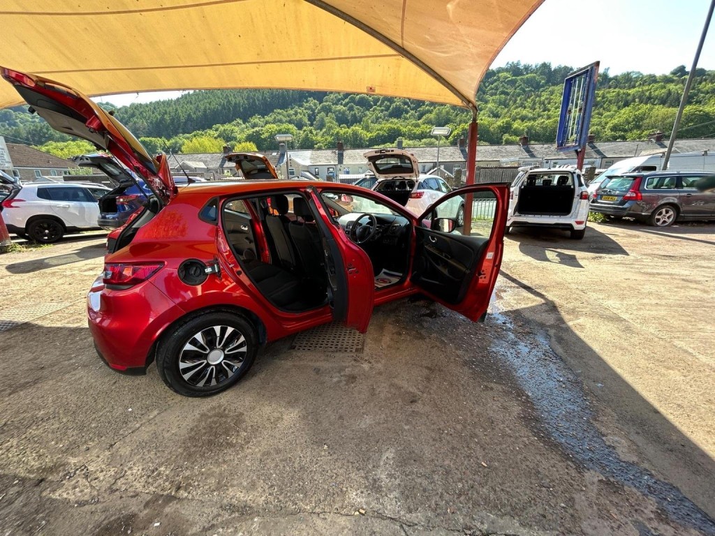 RENAULT CLIO