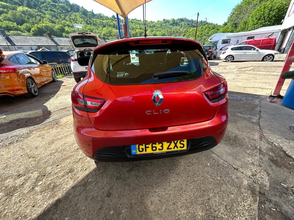 RENAULT CLIO